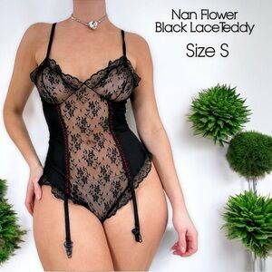 Nan Flower Vintage Black Snap Crotch Garters High Cut Legs Floral Lace Teddy